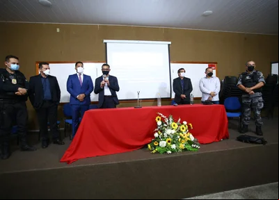 Coletiva de imprensa sobre a Operação Integrada