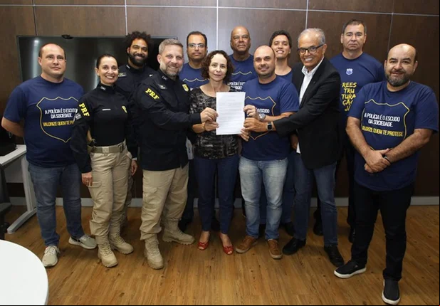 Governo firmou acordo de reajuste salarial para a PF e PRF