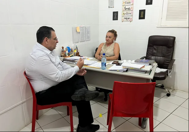 Deputado Gessivaldo de Isaías visita a Vila do Ancião