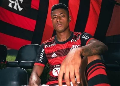 Atacante Bruno Henrique