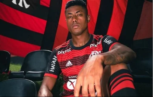 Atacante Bruno Henrique