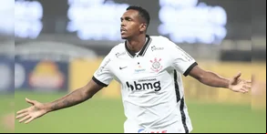 Ex-atacante Jô, com a camisa do Corinthians